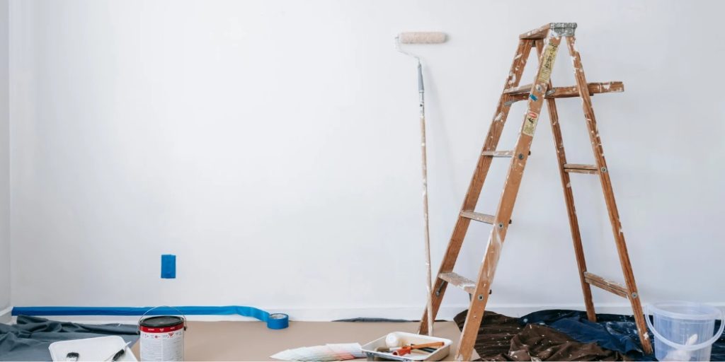 The Difference Between Exterior and Interior Paint